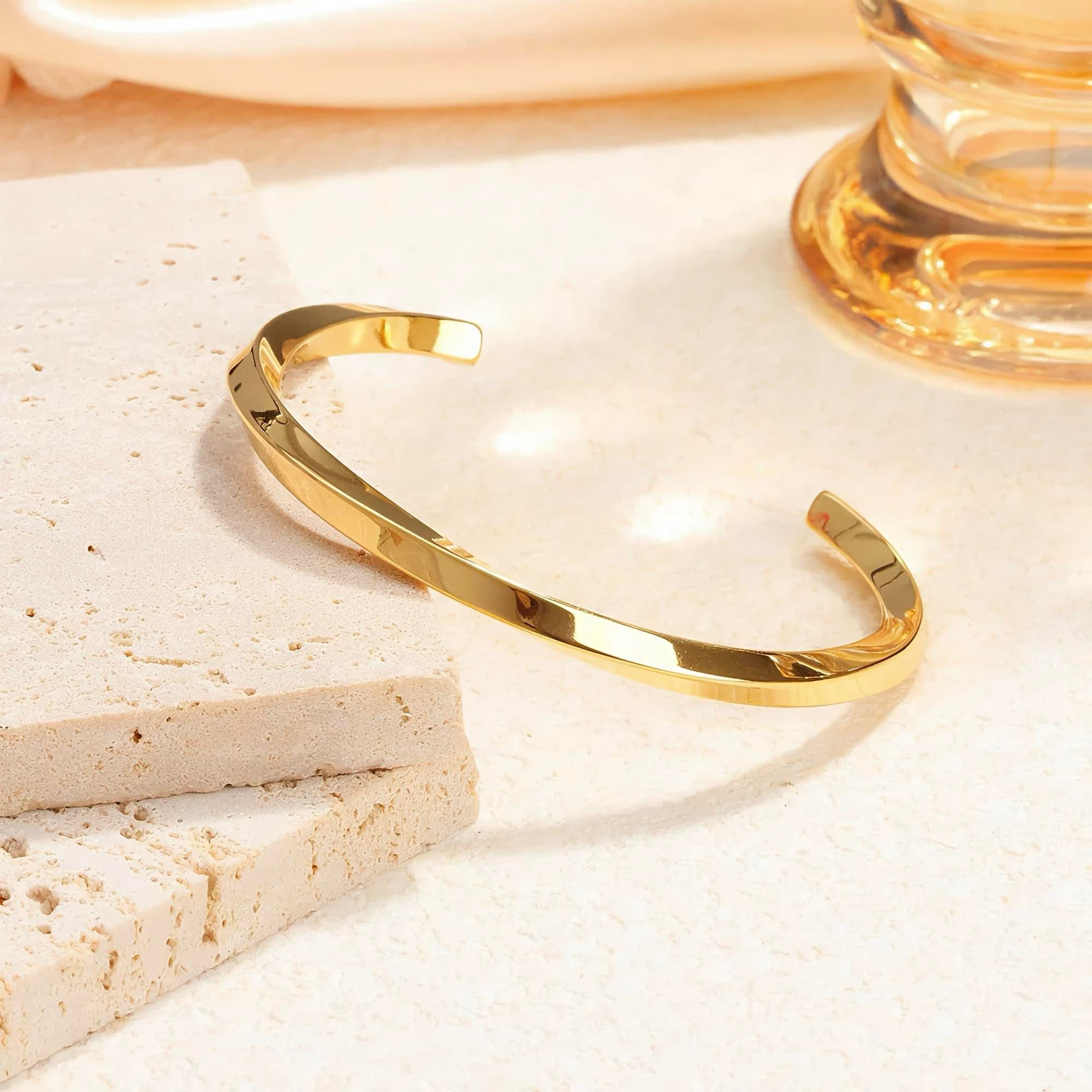 Bracelet torsadé doré femme